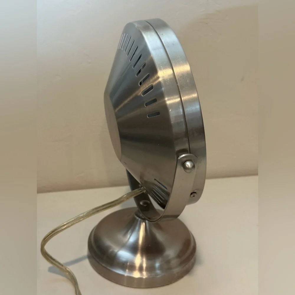 Vintage Silver Vanity Makeup Mirror 6x Magnification w/ Light Operational Table‎